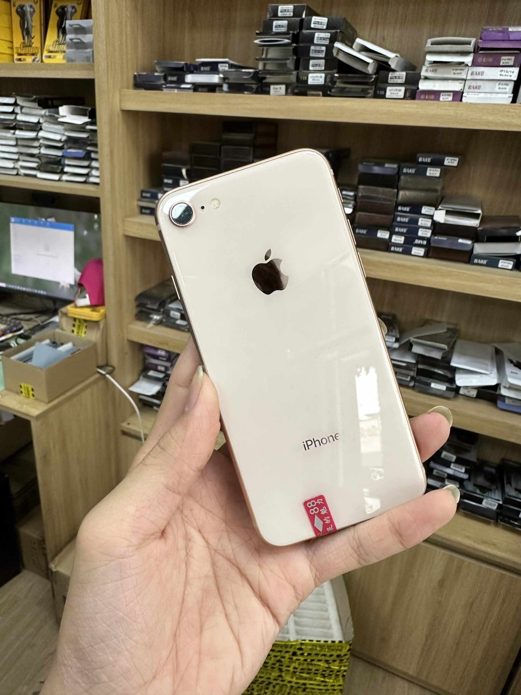 iPhone 8 64GB