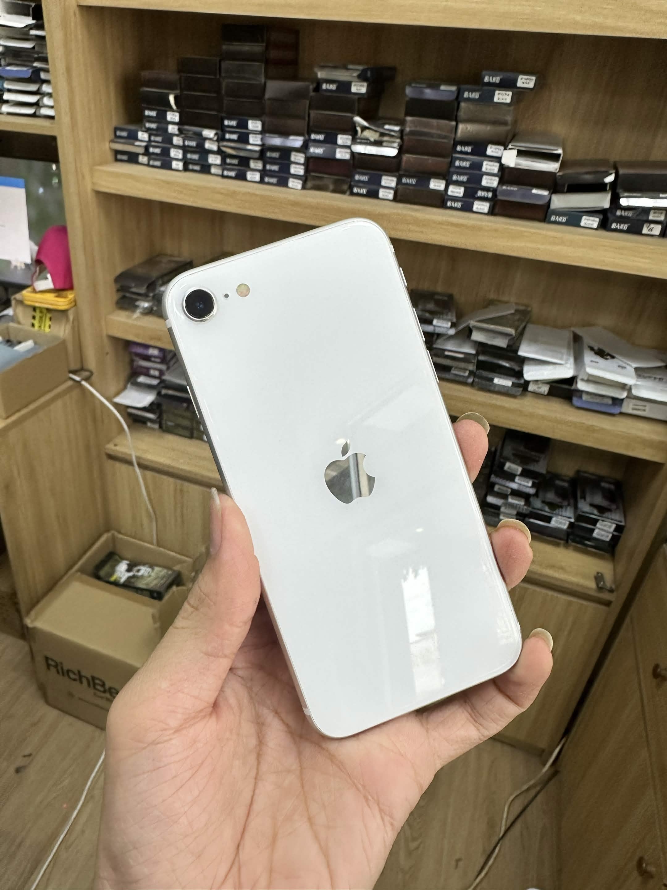 iPhone 8 64GB